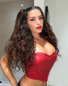 Jasi Jordan: Explore Her Journey and Style Secrets - celehusband