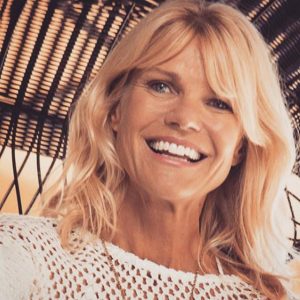 Joe Montana Wife: Meet Jennifer Montana, His Lifelong Partner - celehusband